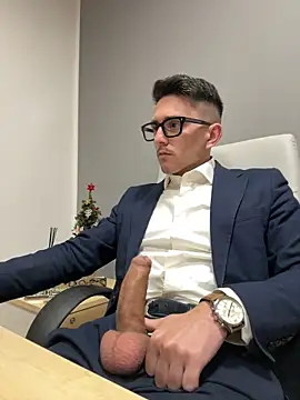 Snapshot of masterboss_ chatting on December 2024 12:40:02 PM masterboss  online show from December 2024 12:40:02 PM