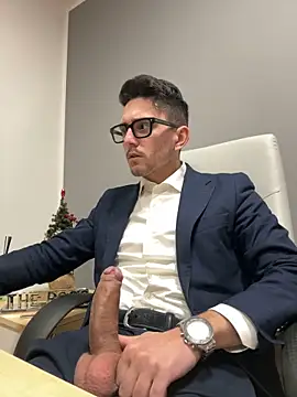 Snapshot of masterboss_ chatting on December 2024 12:38:02 PM masterboss  online show from December 2024 12:38:02 PM