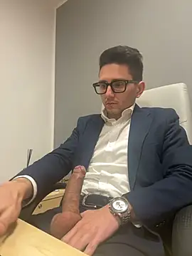 Snapshot of masterboss_ chatting on January 2025 12:52:01 PM masterboss  online show from January 2025 12:52:01 PM