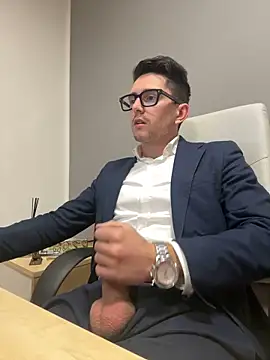 Snapshot of masterboss_ chatting on January 2025 12:36:02 PM masterboss  online show from January 2025 12:36:02 PM