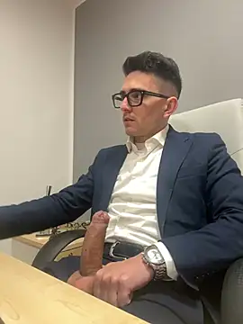 Snapshot of masterboss_ chatting on January 2025 12:56:01 PM masterboss  online show from January 2025 12:56:01 PM