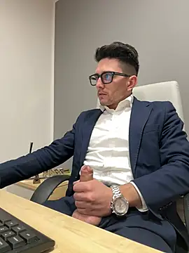 Snapshot of masterboss_ chatting on January 2025 12:38:01 PM masterboss  online show from January 2025 12:38:01 PM