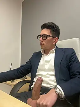 Snapshot of masterboss_ chatting on January 2025 12:29:02 PM masterboss  online show from January 2025 12:29:02 PM