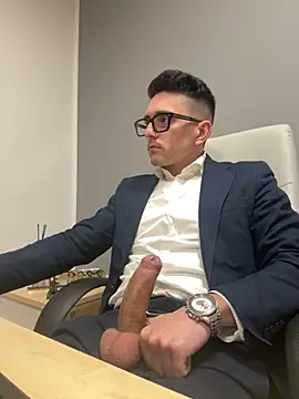 Snapshot of masterboss_ chatting on February 2025 12:55:01 PM masterboss  online show from February 2025 12:55:01 PM