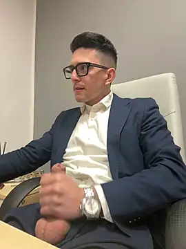 Snapshot of masterboss_ chatting on February 2025 12:38:02 PM masterboss  online show from February 2025 12:38:02 PM