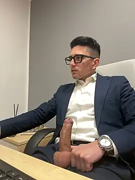 Snapshot of masterboss_ chatting on February 2025 12:37:01 PM masterboss  online show from February 2025 12:37:01 PM