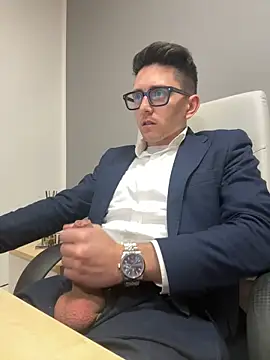 Snapshot of masterboss_ chatting on February 2025 01:18:02 PM masterboss  online show from February 2025 01:18:02 PM