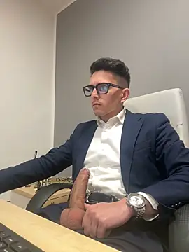 Snapshot of masterboss_ chatting on March 2025 12:58:01 PM masterboss  online show from March 2025 12:58:01 PM