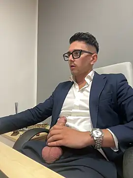 Snapshot of masterboss_ chatting on September 2025 11:37:02 AM masterboss  online show from September 2025 11:37:02 AM