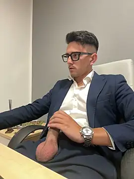 Snapshot of masterboss_ chatting on September 2025 11:26:01 AM masterboss  online show from September 2025 11:26:01 AM