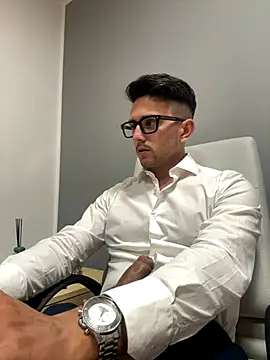 Snapshot of masterboss_ chatting on October 2025 11:38:02 AM masterboss  online show from October 2025 11:38:02 AM