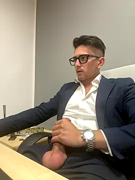 Snapshot of masterboss_ chatting on October 2025 11:32:02 AM masterboss  online show from October 2025 11:32:02 AM