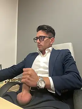 Snapshot of masterboss_ chatting on October 2025 12:23:01 PM masterboss  online show from October 2025 12:23:01 PM