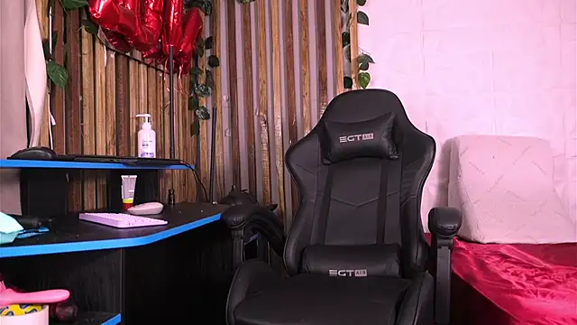 Snapshot of argiee_taylorxs2 chatting on January 2025 12:35:01 AM argiee taylorxs2 online show from January 2025 12:35:01 AM