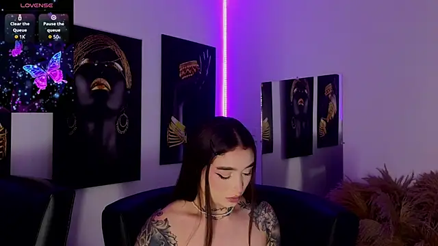  brenna hanson online show from February 2026 07:40:01 PM