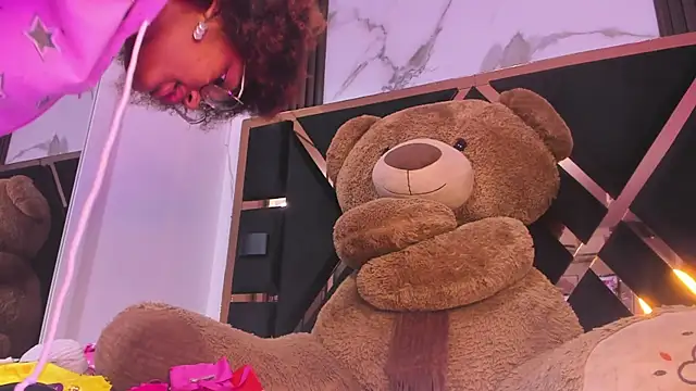 Ebony beautifull online show from February 2025 01:57:01 AM