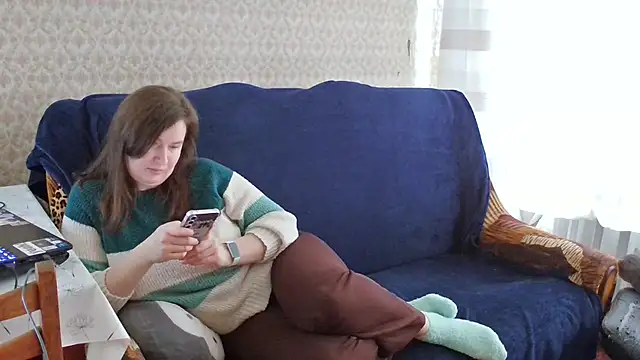 Snapshot of franceska_blue chatting on February 2026 10:11:02 AM franceska blue online show from February 2026 10:11:02 AM