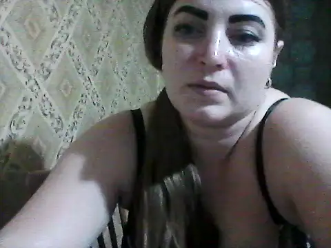 Elizabeth Meow online show from November 2025 06:52:01 PM