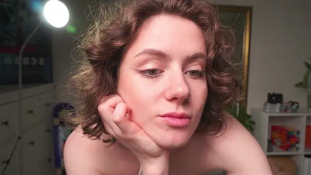 Snapshot of PixieMeow_ chatting on March 2026 04:33:01 PM PixieMeow online show from March 2026 04:33:01 PM