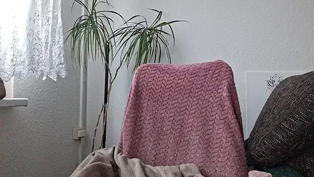 Cyndee Winter online show from January 2026 12:43:02 PM