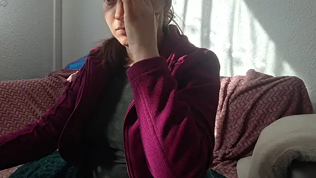Snapshot of Cyndee_Winter chatting on June 2026 04:31:02 PM Cyndee Winter online show from June 2026 04:31:02 PM