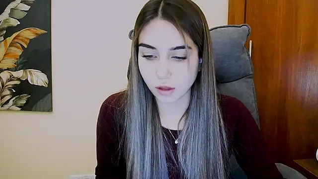 Lili magic online show from February 2025 04:26:02 PM