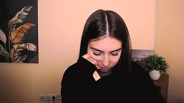 Lili magic online show from September 2025 12:29:01 PM