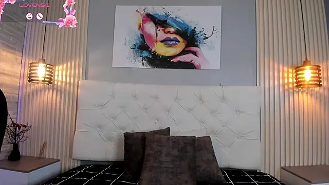 emma  smith1 online show from September 2025 12:16:02 PM