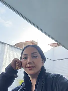 Snapshot of LIAH_IZUMI chatting on March 2026 12:52:02 PM LIAH IZUMI online show from March 2026 12:52:02 PM