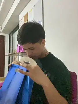 Niicky1  online show from December 2024 12:40:02 AM