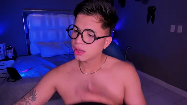 Niicky1  online show from September 2025 04:14:01 AM