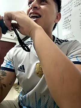 Niicky1  online show from September 2025 03:27:02 PM