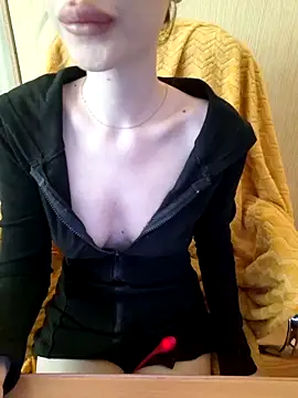 Snapshot of Elza_kom chatting on March 2026 03:55:01 AM Elza kom online show from March 2026 03:55:01 AM