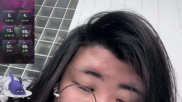 Nadine asian online show from September 2025 01:39:02 AM