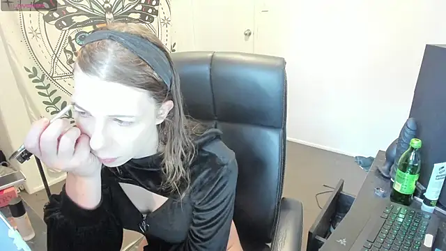 Snapshot of Ts-lucy-lux chatting on July 2026 09:28:02 PM Ts-lucy-lux online show from July 2026 09:28:02 PM