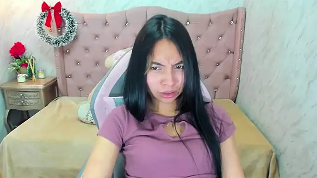 Snapshot of XSmaggiiee chatting on January 2025 02:53:01 AM XSmaggiiee online show from January 2025 02:53:01 AM