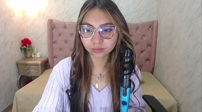 Snapshot of XSmaggiiee chatting on March 2025 05:22:02 AM XSmaggiiee online show from March 2025 05:22:02 AM