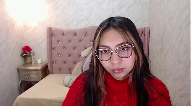 Snapshot of XSmaggiiee chatting on March 2025 02:25:02 AM XSmaggiiee online show from March 2025 02:25:02 AM