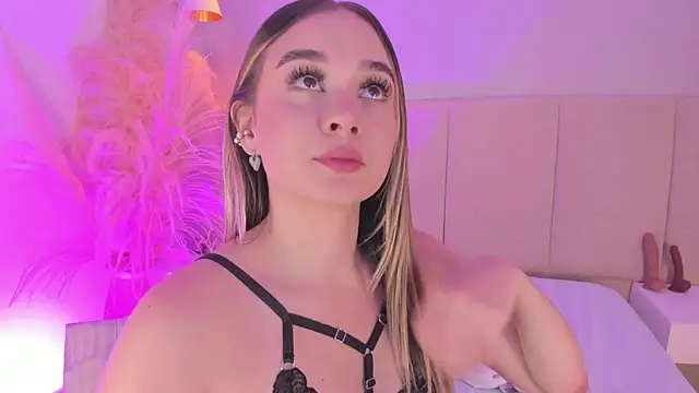 sofia pamela online show from February 2025 01:58:02 AM