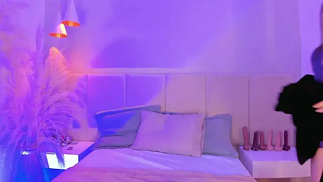 sofia pamela online show from February 2025 07:36:01 PM