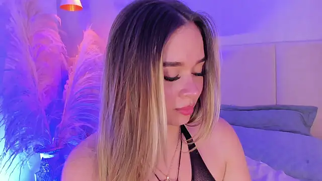 sofia pamela online show from March 2025 01:32:02 AM