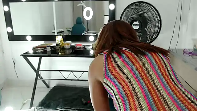 Snapshot of keyla-sensual chatting on September 2025 10:59:02 PM keyla-sensual online show from September 2025 10:59:02 PM