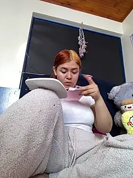 Snapshot of sara_winehouse1 chatting on March 2026 07:53:02 PM sara winehouse1 online show from March 2026 07:53:02 PM