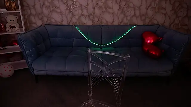 RosieMoons online show from March 2026 08:37:01 PM