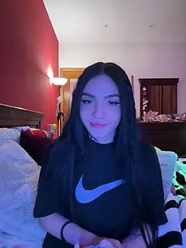 Snapshot of ShannonShanny chatting on December 2024 02:28:01 AM ShannonShanny online show from December 2024 02:28:01 AM