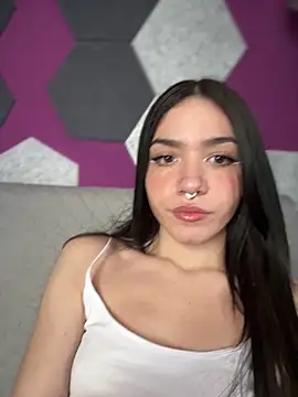 Snapshot of ShannonShanny chatting on March 2025 11:38:01 AM ShannonShanny online show from March 2025 11:38:01 AM