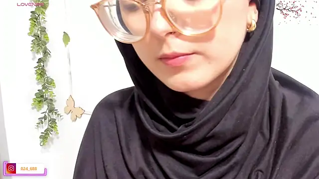 Snapshot of aysel_elid chatting on March 2026 02:15:01 AM aysel elid online show from March 2026 02:15:01 AM