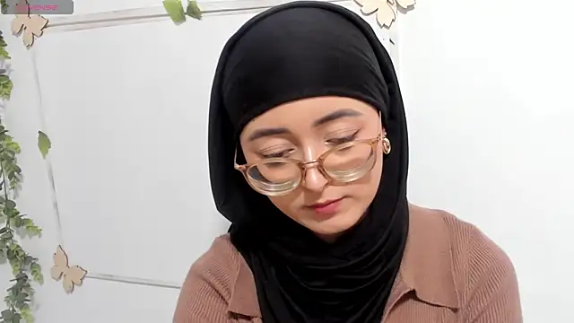 Snapshot of aysel_elid chatting on May 2026 08:54:02 PM aysel elid online show from May 2026 08:54:02 PM