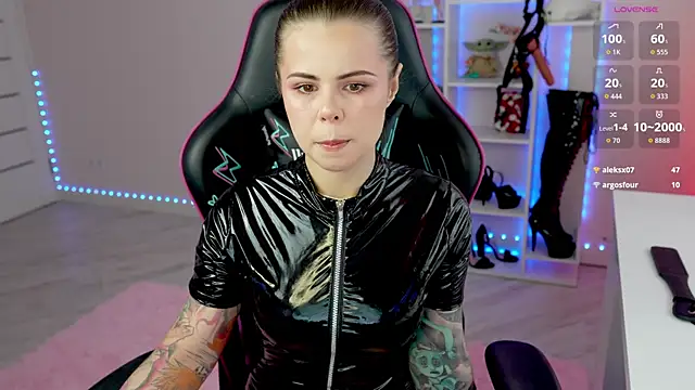 Snapshot of Latex_Kitty chatting on April 2026 01:34:02 PM Latex Kitty online show from April 2026 01:34:02 PM