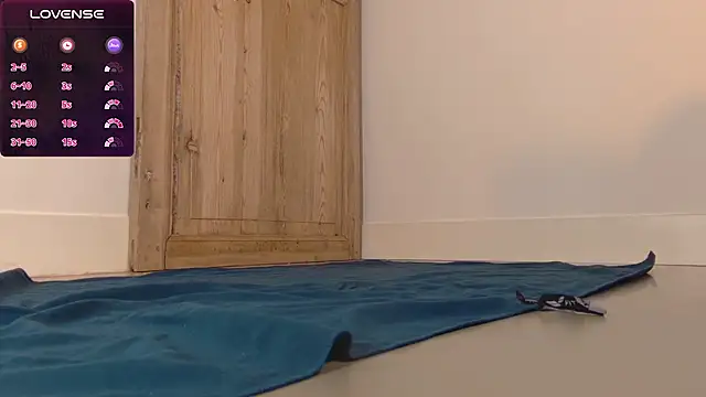 Snapshot of sorairosky chatting on October 2025 12:18:02 PM sorairosky online show from October 2025 12:18:02 PM